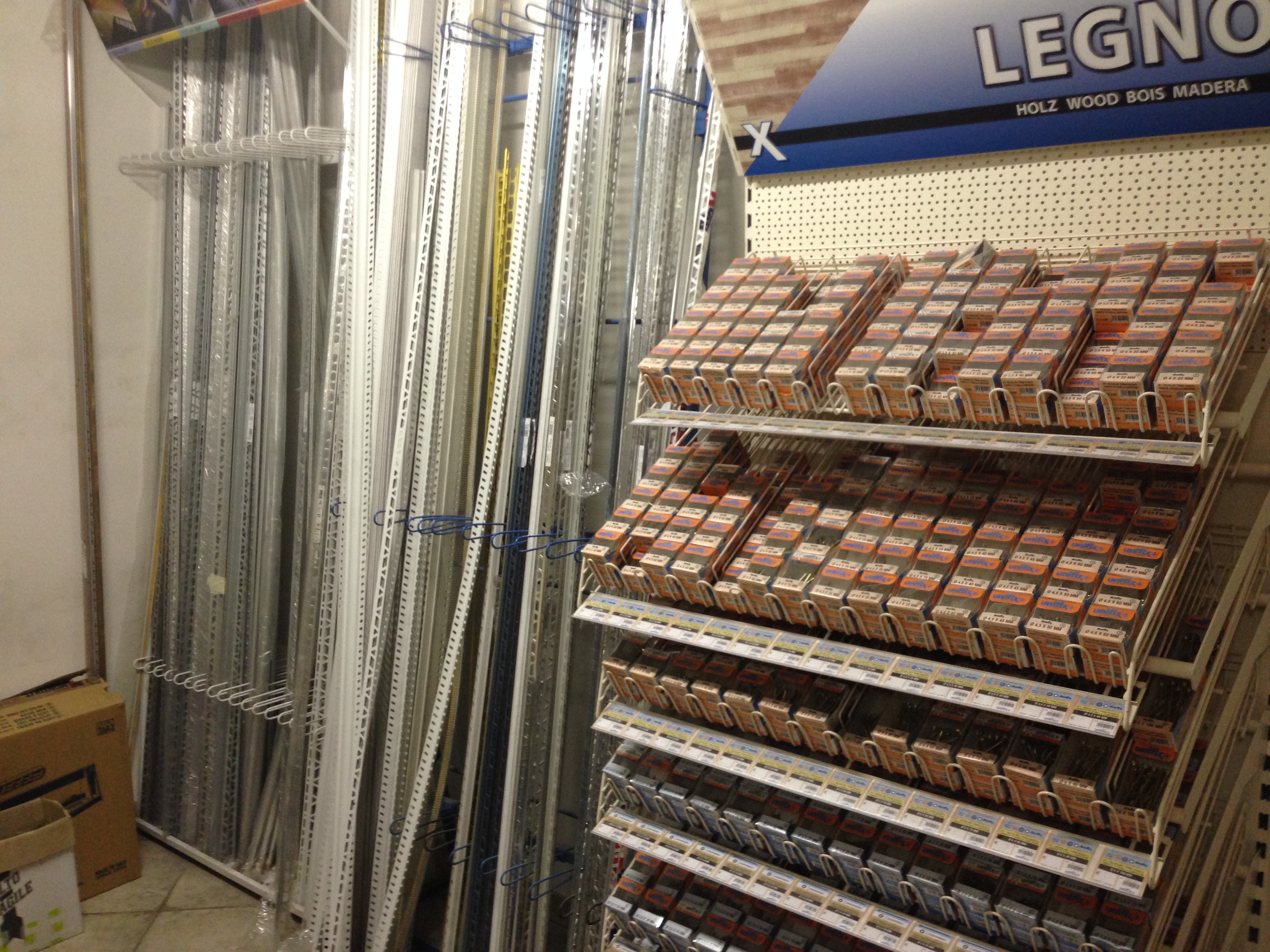 bigmat fratelli colombio magazzino edile showroom finiture arredo bagno savona 